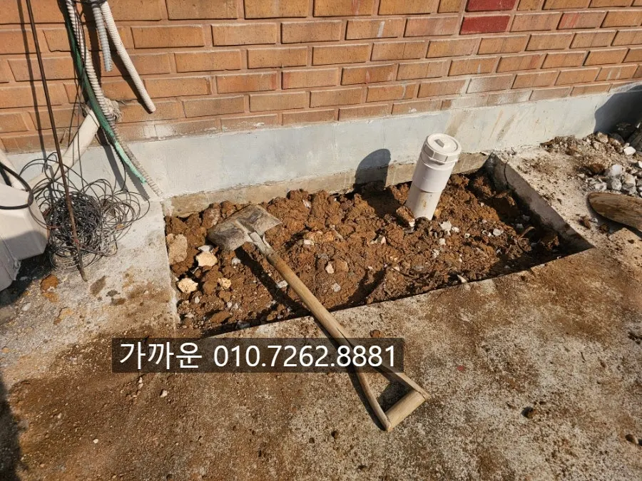 배관 복구 완료 후 되메우기 전 모습